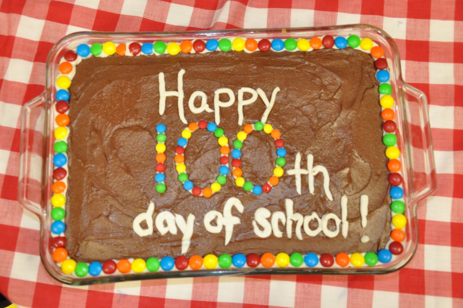 приложение cake school. торт снова в школу. торт с темой встреча выпускников. декор торта к школе. торт на 1 сентября.