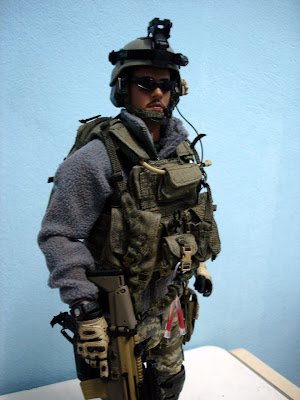 Actfigs & stuff: HOT TOYS US ARMY RANGER 75th REGIMENT with SCAR-L