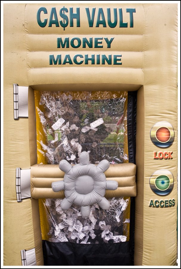 [CA$H+VAULT+border.jpg]