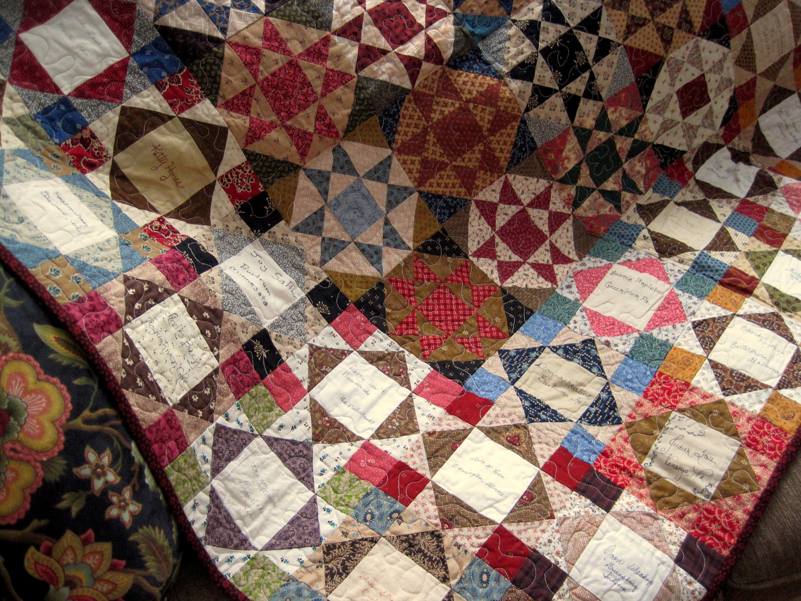 A Sentimental Quilter: Friendship Quilts