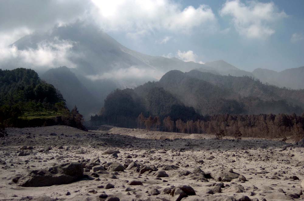 GOIW: Foto-foto Gunung Merapi