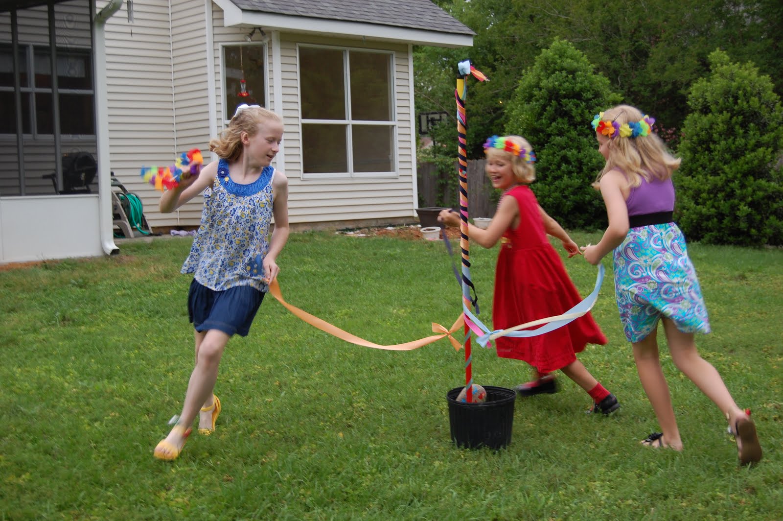 Painted Maypole: Happy May Day!
