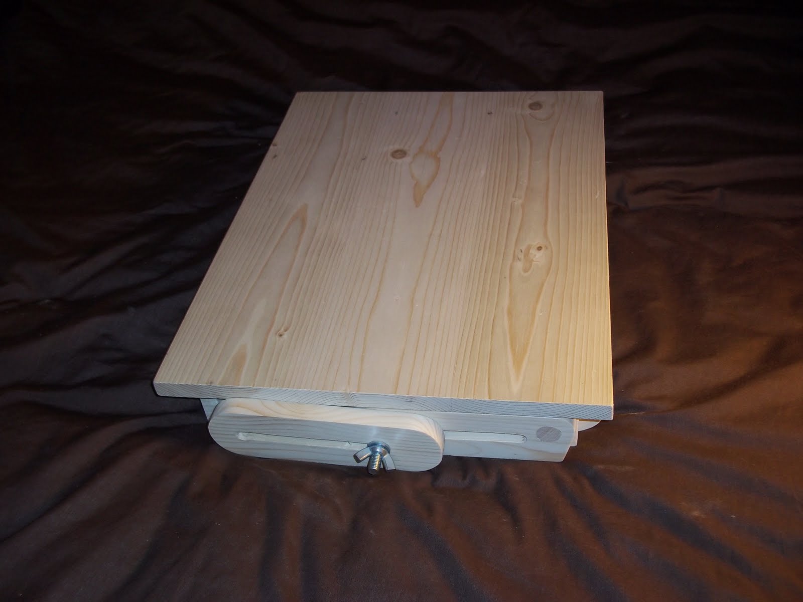 столик для ноутбука деревянный своими руками