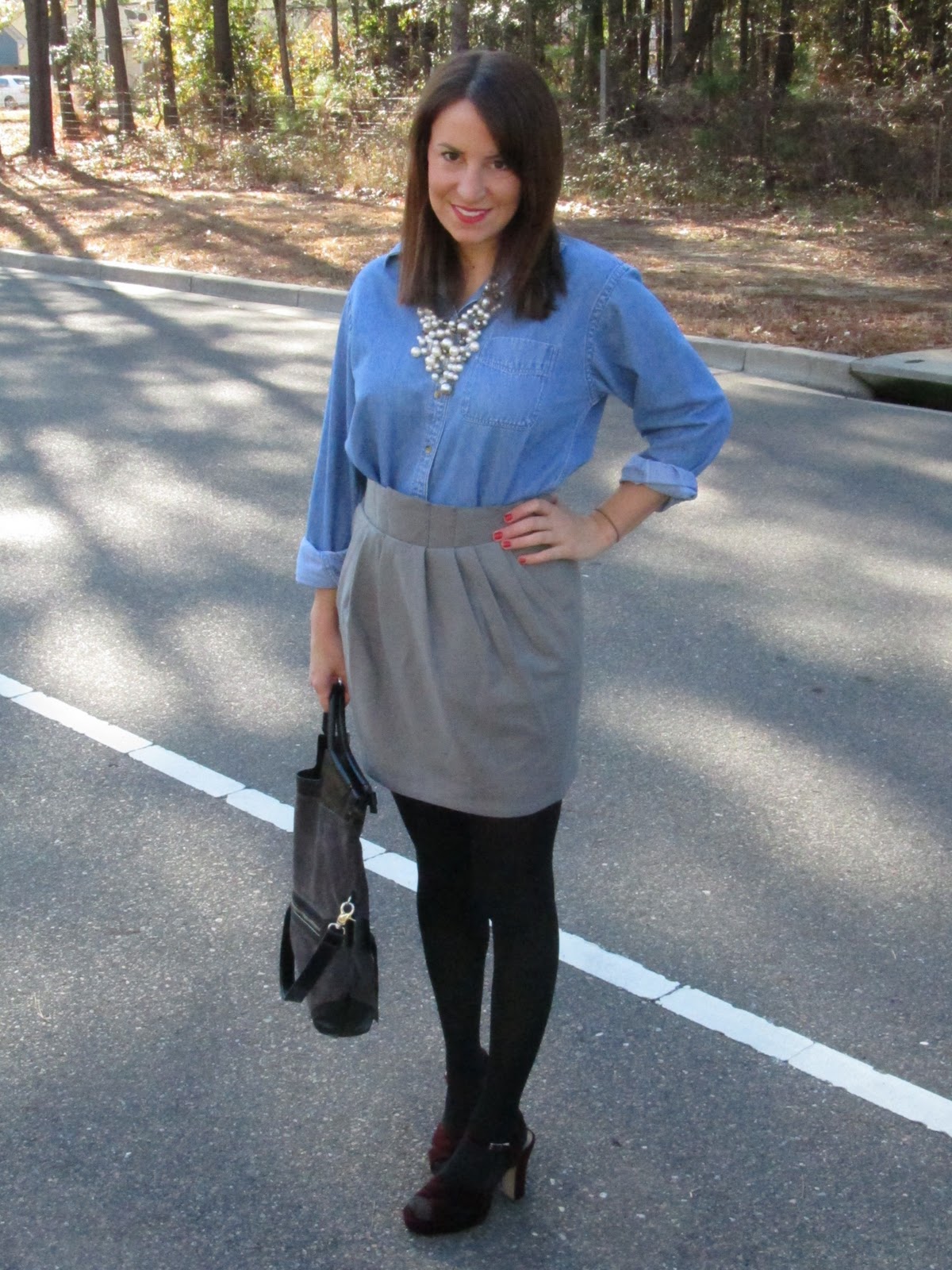 Getting Dressed: Denim & Pearls - The Mama Notes