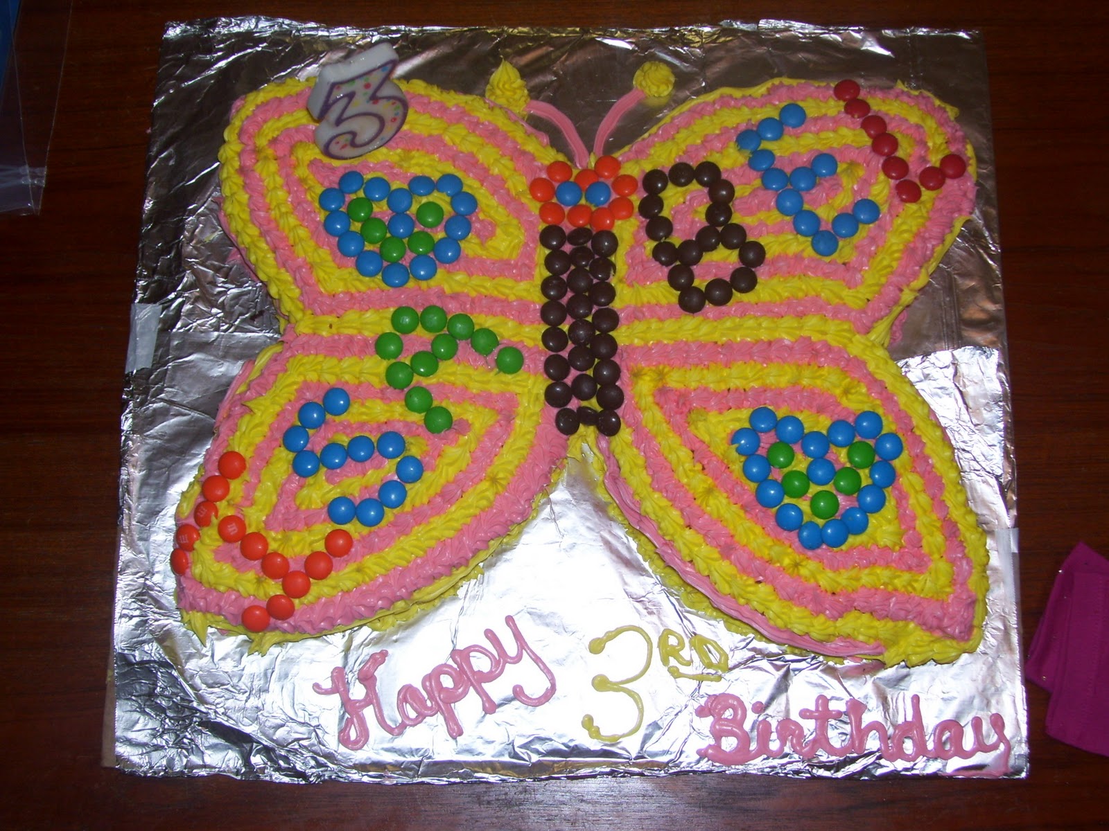 how to make a butterfly shaped birthday cake