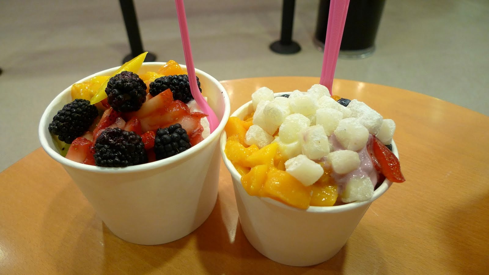 What's Cooking at Soomeenshee's Forever Yogurt Chicago, IL