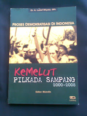 Kemelut Pilkada Sampang Madura 2000-2005 (Yogyakarta: Laksbang, 2005)