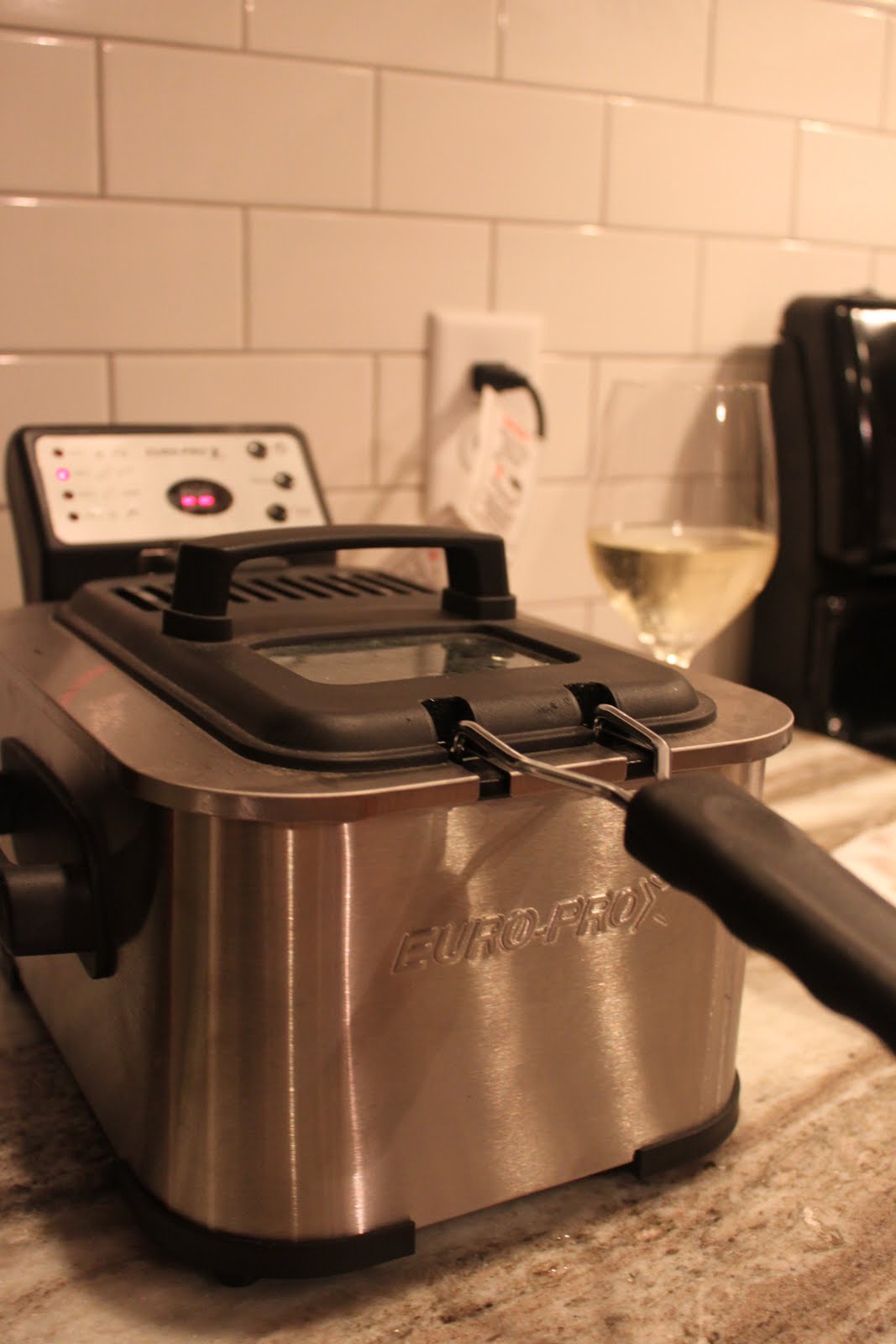 chop whisk stir: Spicy Garlic Wing Sauce