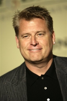 [joesimpsonpostgrammy.jpg]