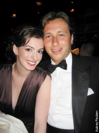 [follierihathaway.jpg]
