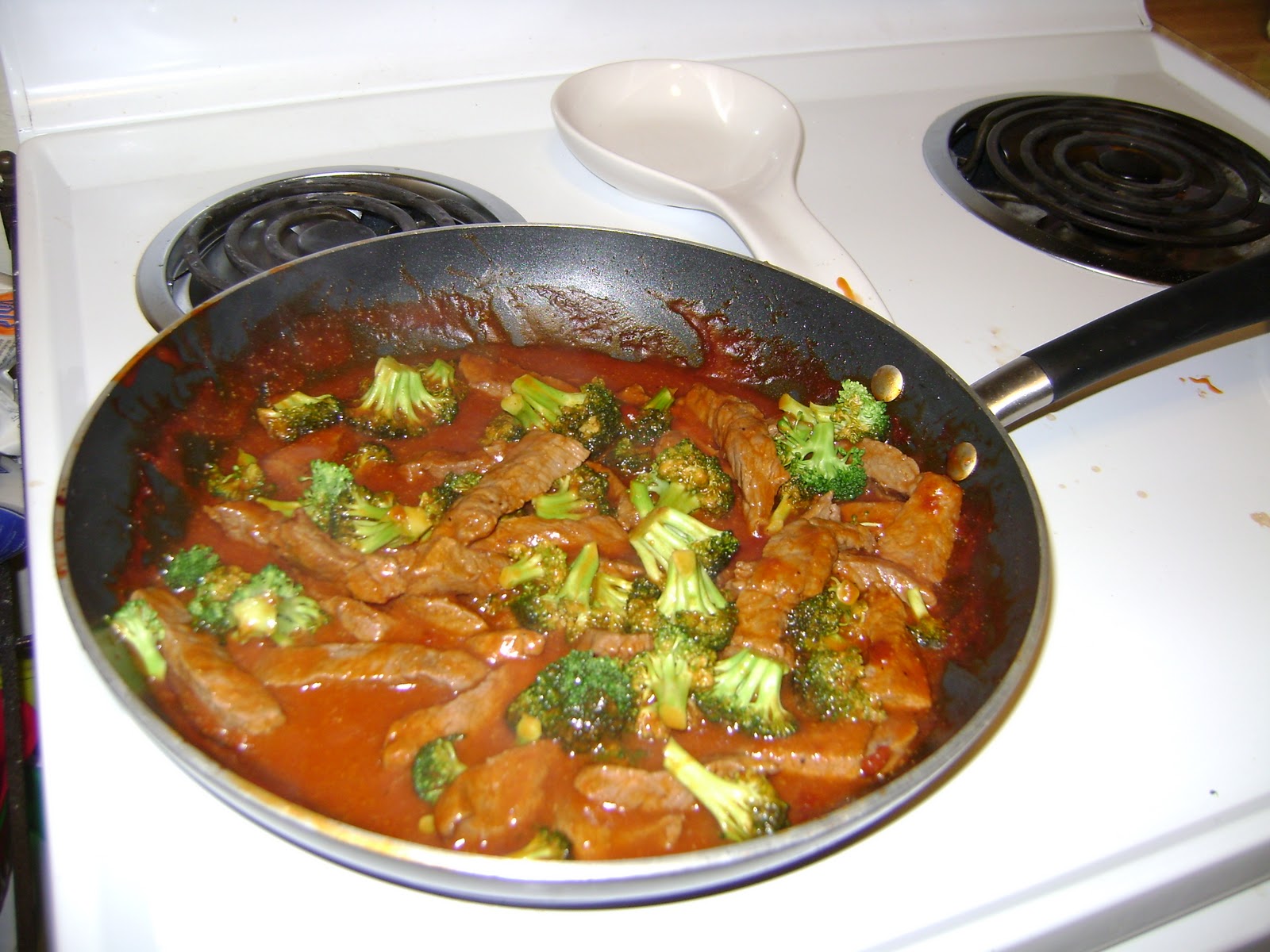 Fly Girls: Beef and Broccoli