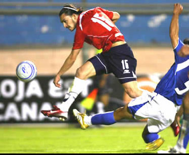 Mauricio+Pinilla3.jpg