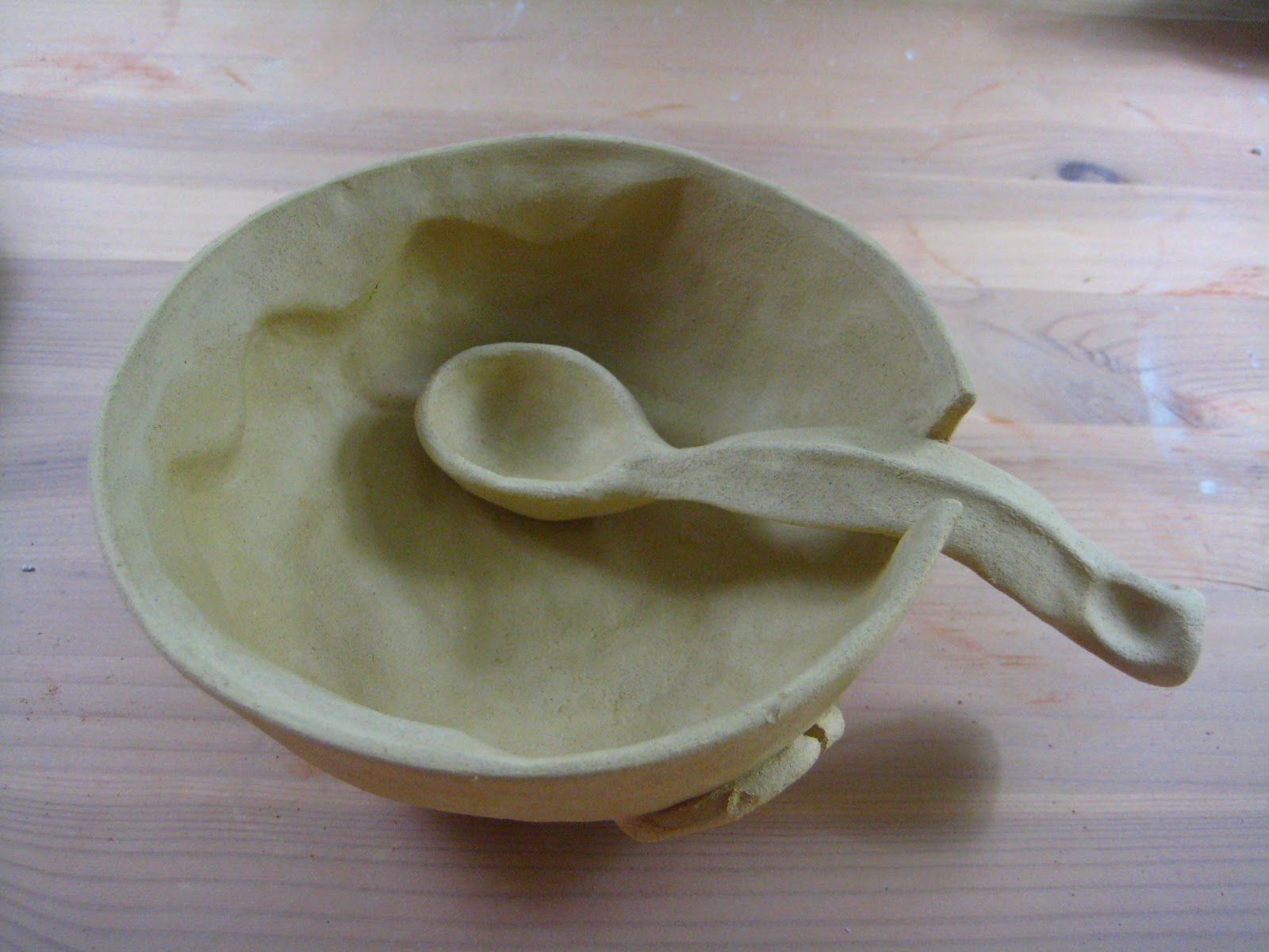 (Mud)Bucket Studio Time Cream and Sugar