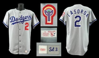 Dodgers Blue Heaven: H&S: Jerseys, Bats and Trophies, Oh My!