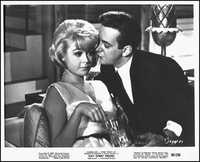 [That+Funny+Feeling1.jpg]