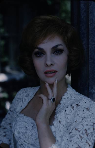 [Gina+Lollabrigida12.jpg]