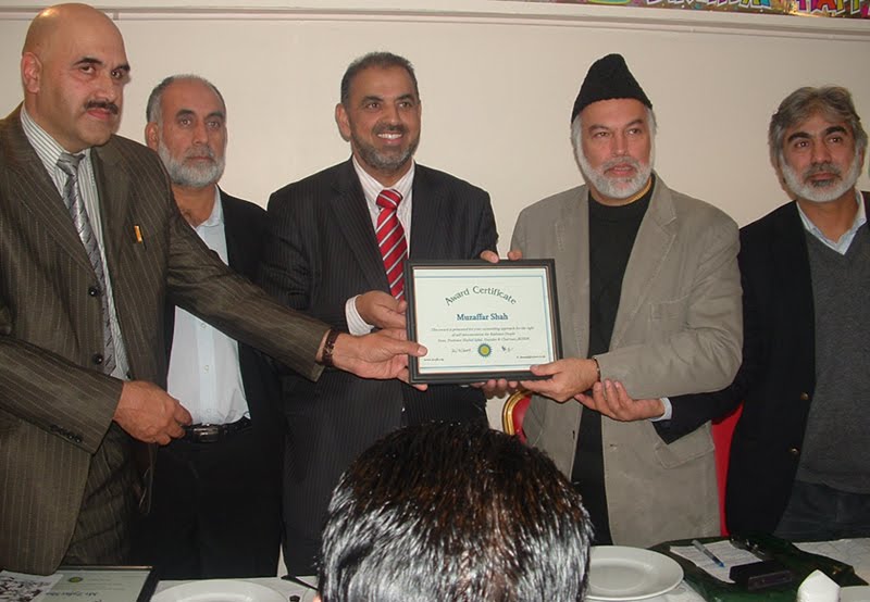 [muzaffar-shah-award.jpg]