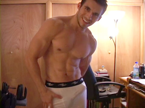 [Michael_Fitt-nude3.jpg]