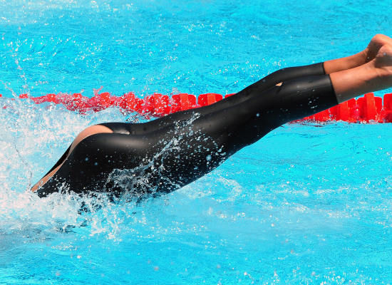 [Ricky+Berens+swimwear+malfunction]