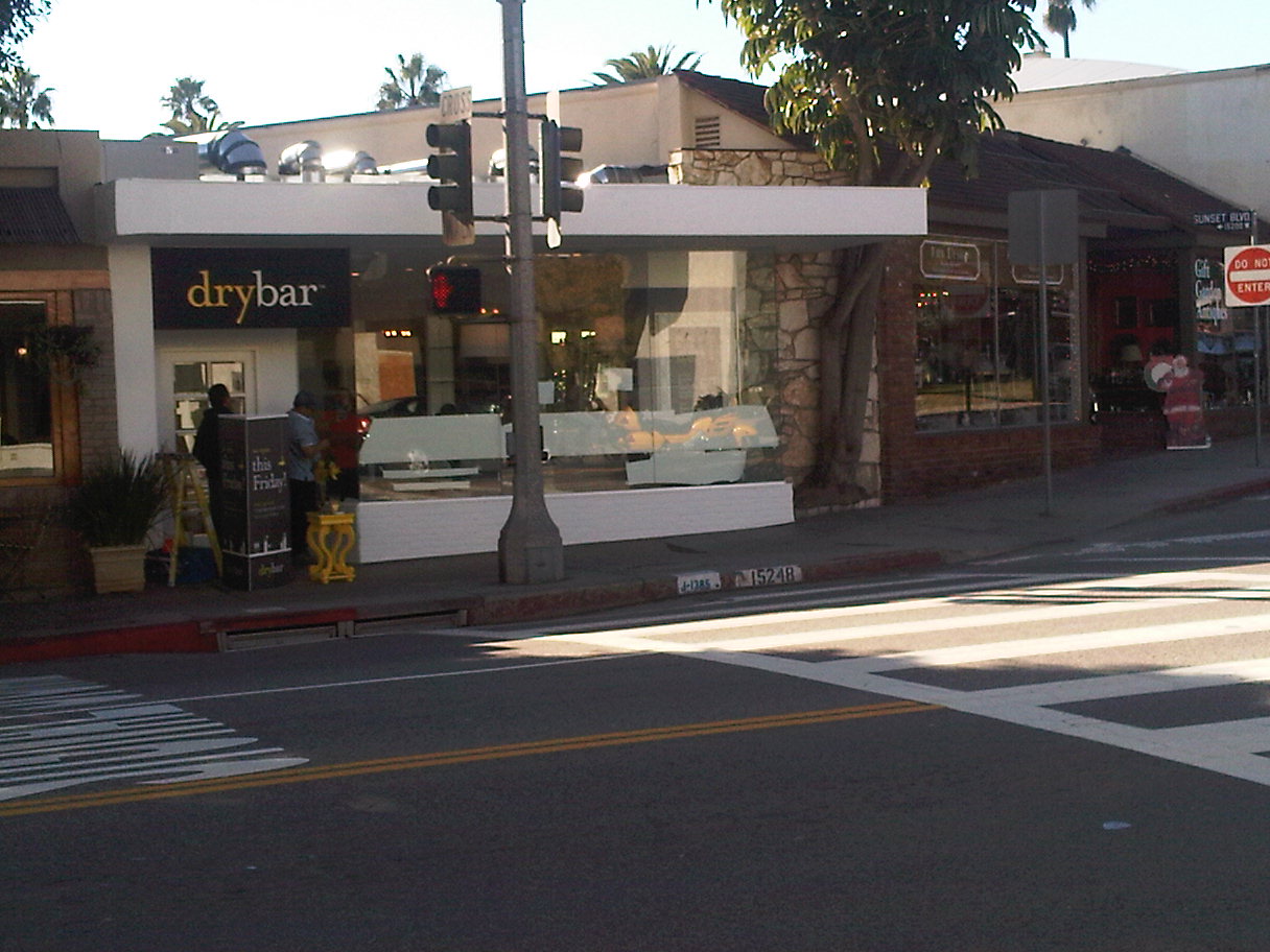 Drybar Pacific Palisades Opens This Friday, Dec 3rd!