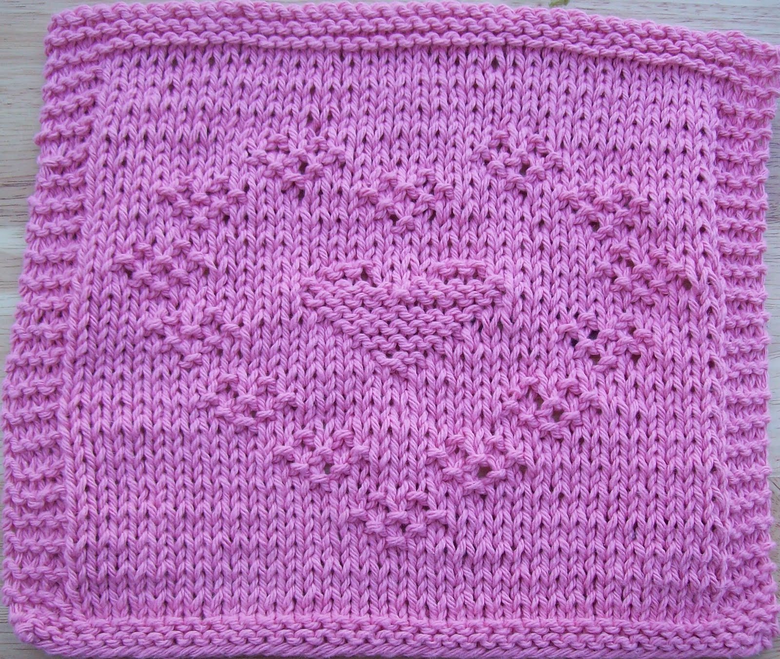 DigKnitty Designs Heart of Hearts Knit Dishcloth Pattern