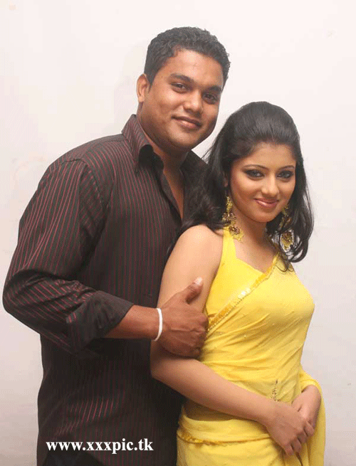 [Nathasha_Perera_11.gif]