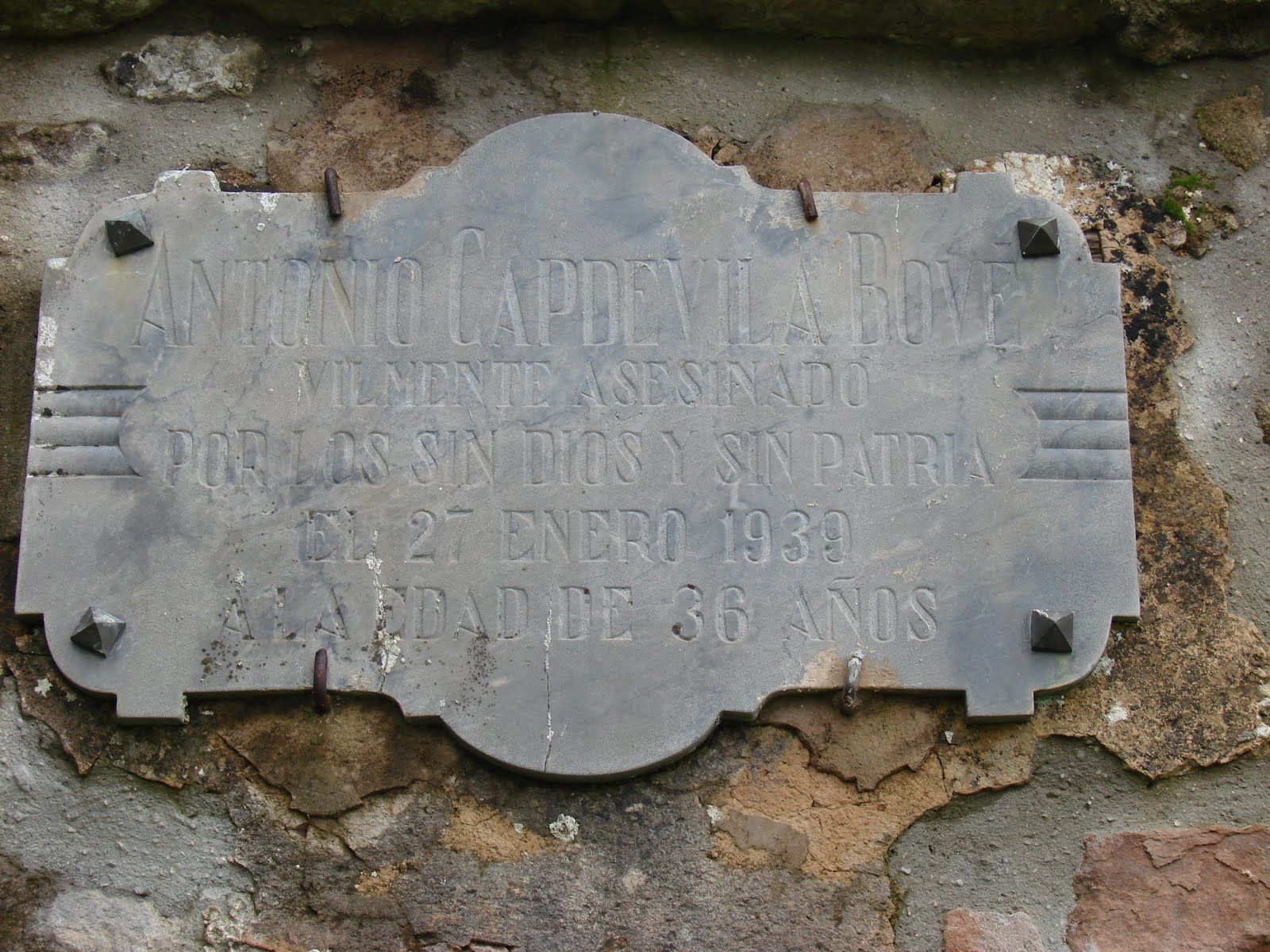 [Viver+i+Serrateix+(28).JPG]