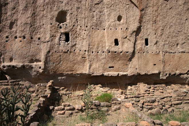 Bandolier National Park - joist holes