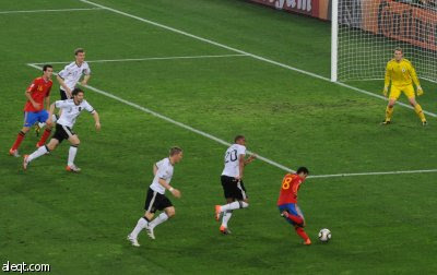 الهدف الاسباني على المانيا في كأس العالم 2010