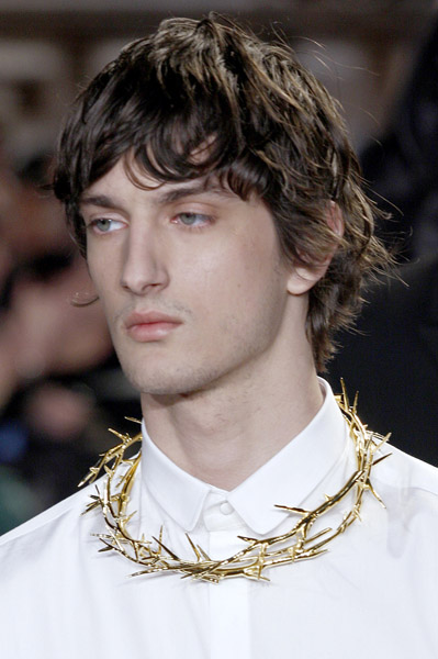 The Guy in the Mission and Beyond: Holy Jesus!!! Givenchy FW 2010/2011 ...