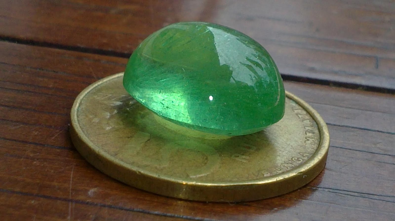 GREEN OBSIDIAN Borneo Emerald GEMSTONE EMERALD.