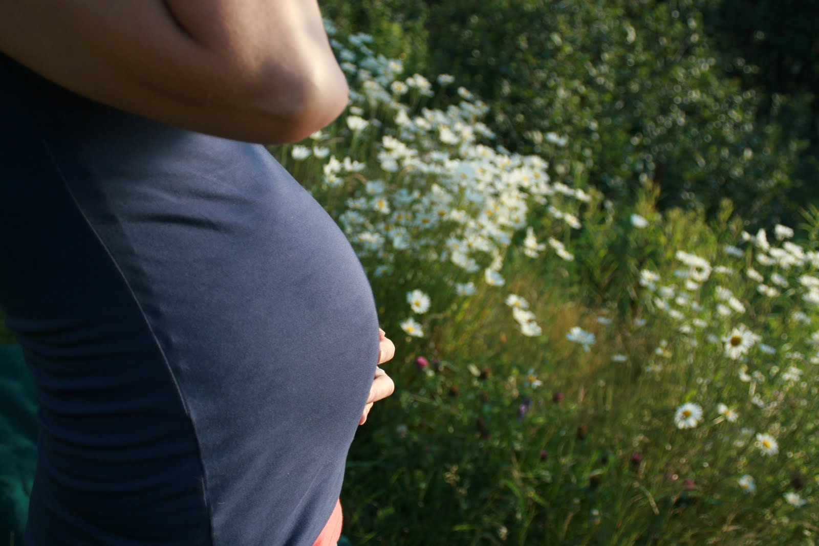 Building Bumps My belly button has lost it's mind...