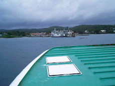Approaching the port of Allen in Samar -The Philippines November 2007