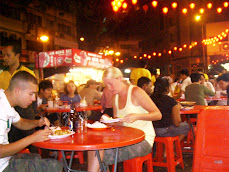 Night eating scene in Kuala Lumpur - February 2008