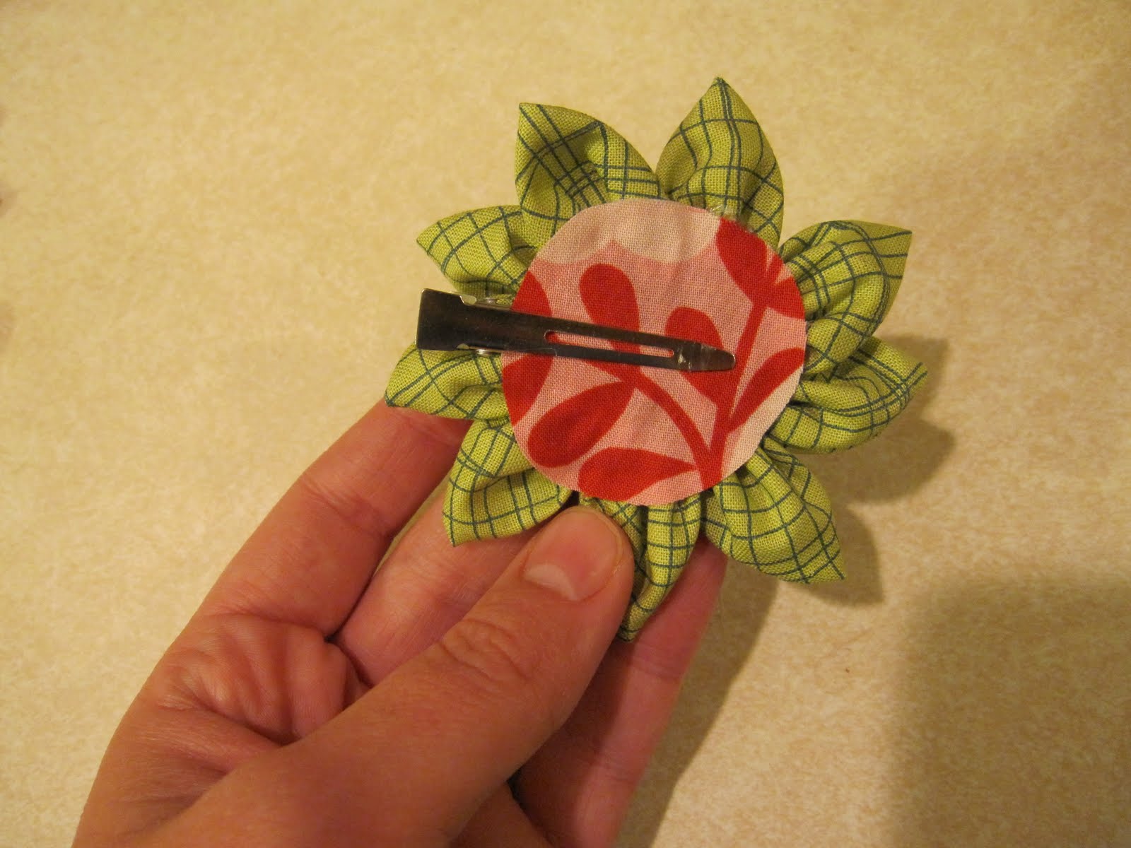 Two Crafty Critters Fabric Hair Flower Tutorial