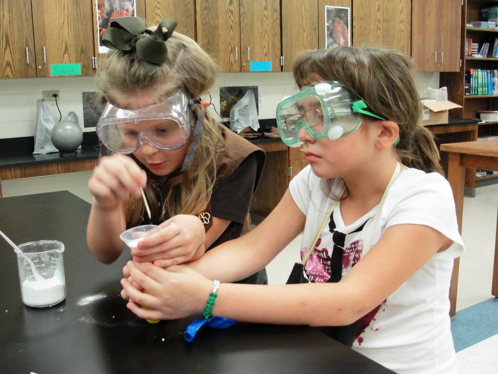 Girl Scouts ~Troop 9691: BROWNIE Girls~ "Science in Action" Try-It