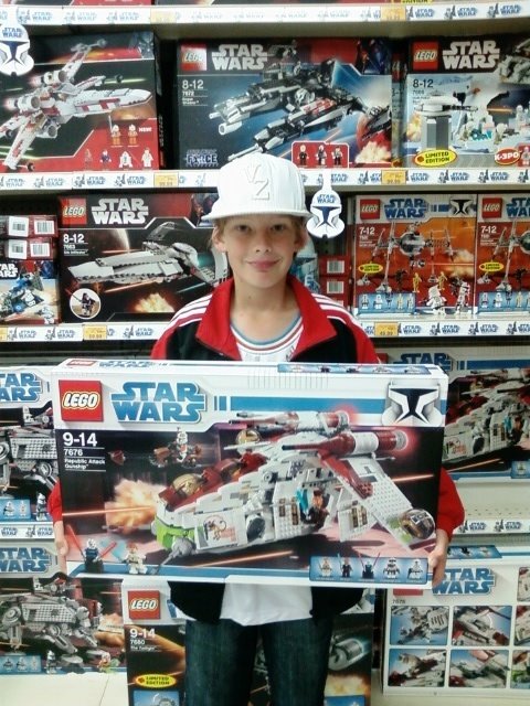 [star+wars+lego+collectables+7676+imperial+gunship.jpg]