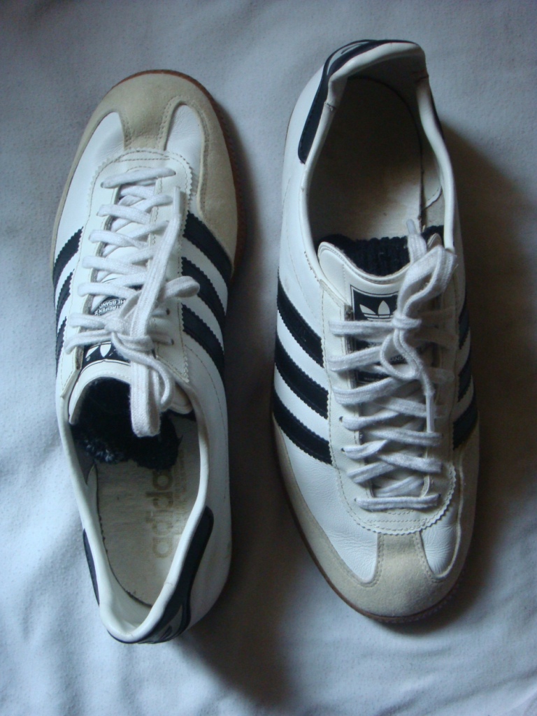 blog of bundle Adidas  Universal shoes 