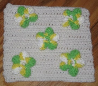 DISH TOWEL TOPPER Crochet Pattern - Free Crochet Pattern Courtesy