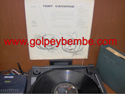 Tony Camargo - El Año Viejo Back