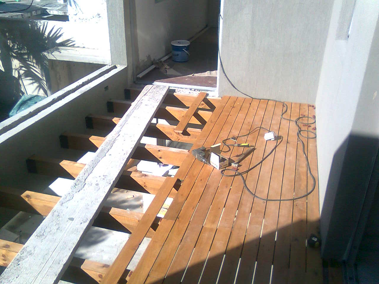 pisos de madera: colocacion de deck