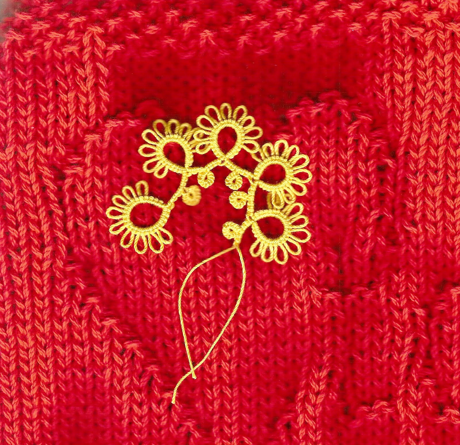 knackful knitter Tatting practice