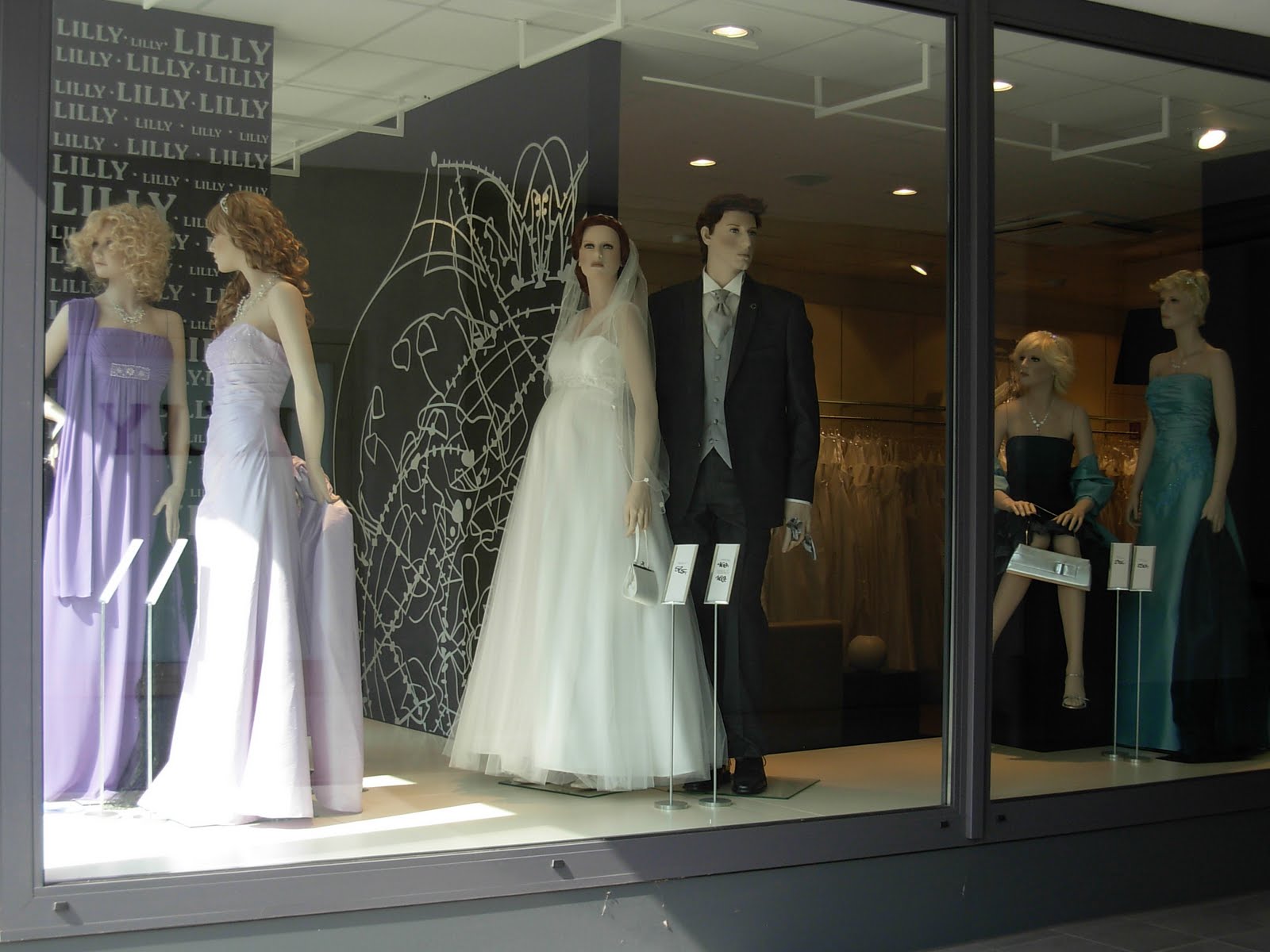 The Trailing Spouse Unusual Bridal Mannequin