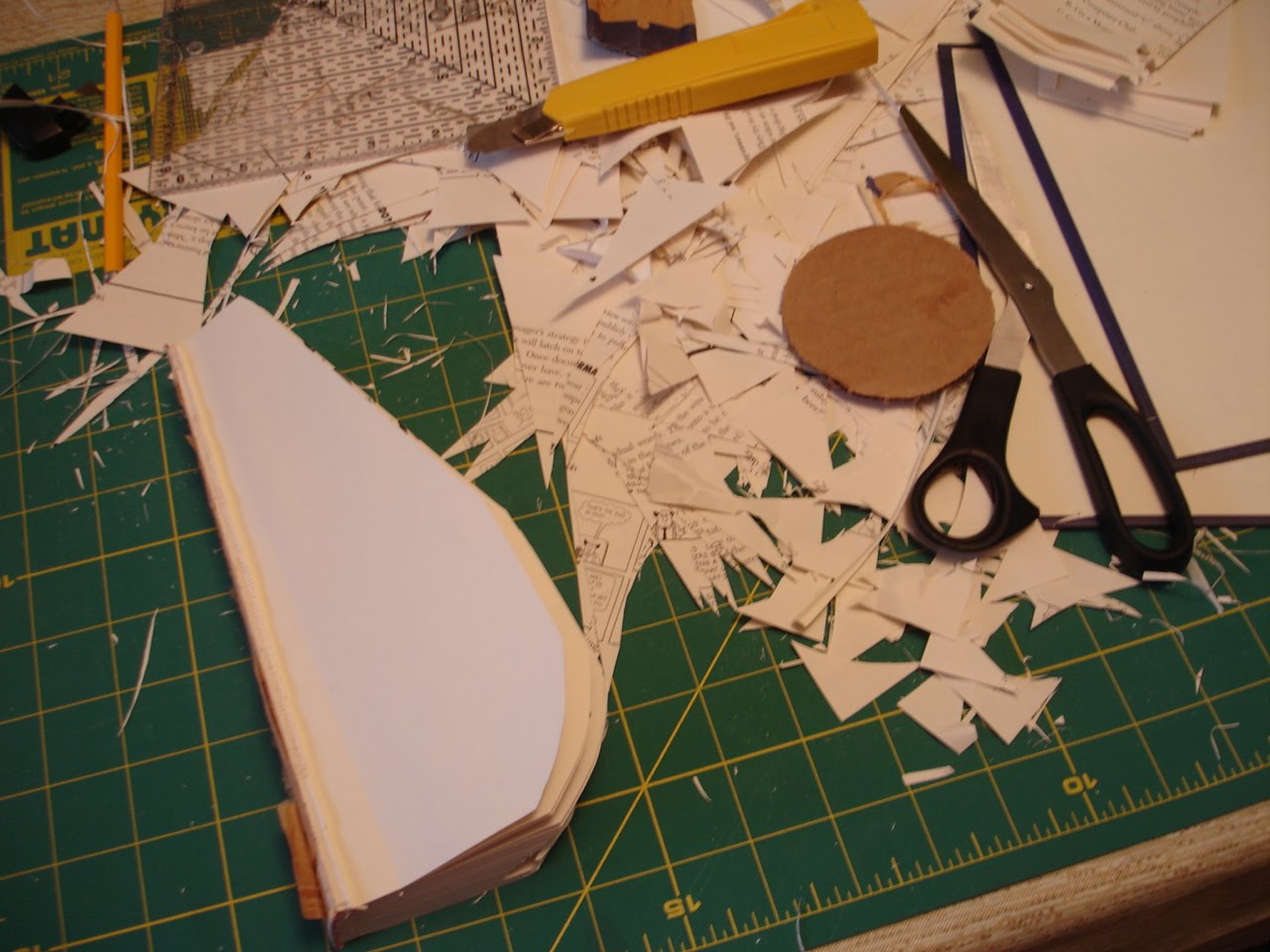 [Paper+vase+012.JPG]