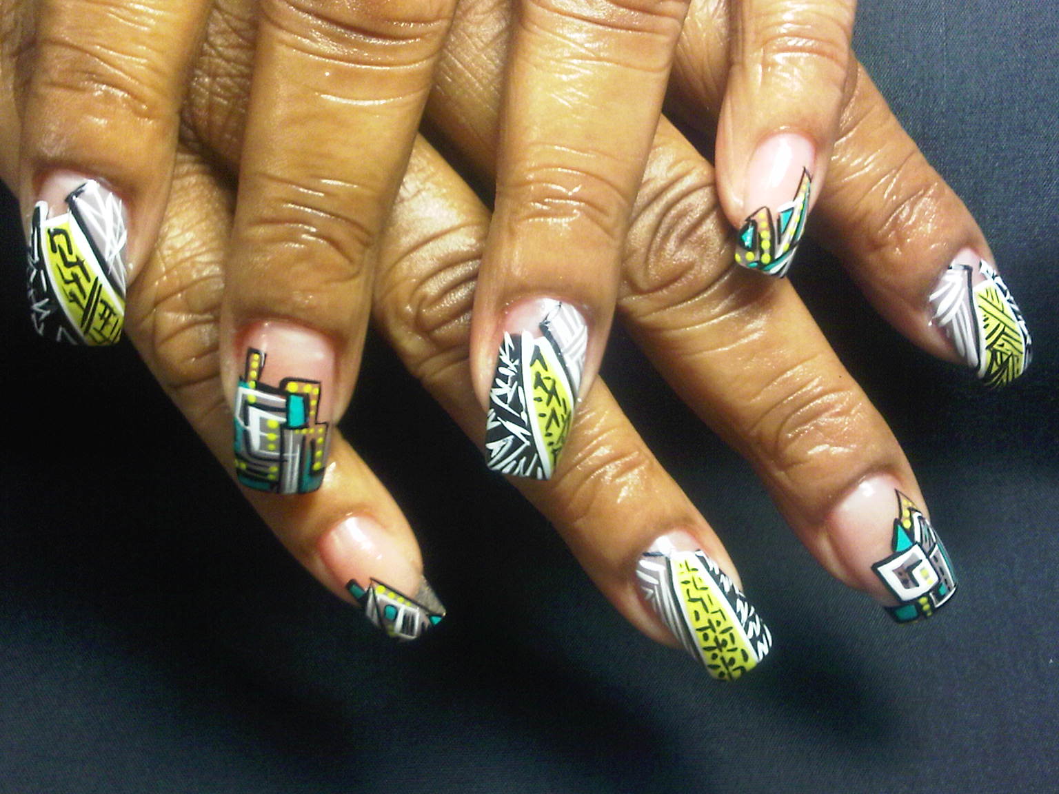 Oufancy Nails by Ms. KreativeKay........................................