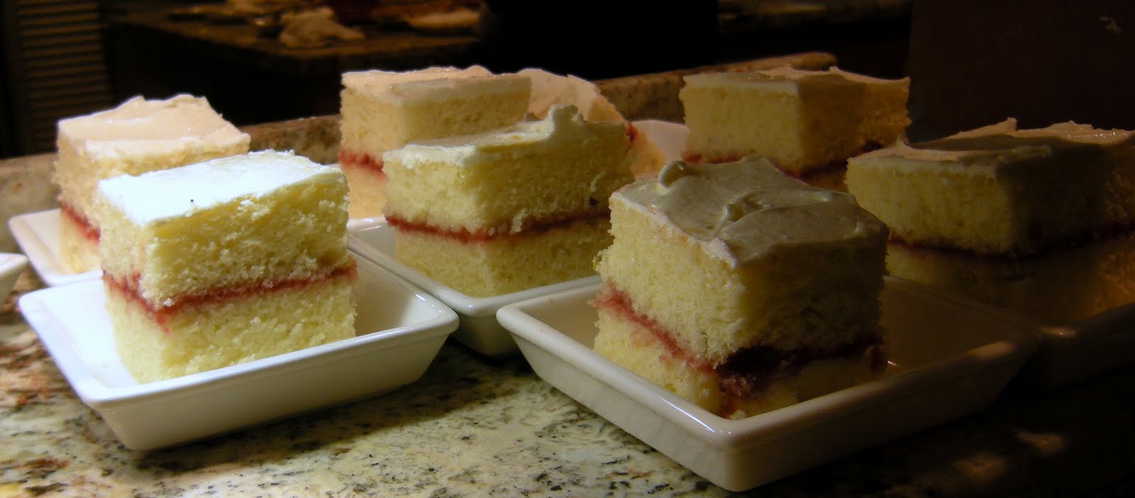 [Paula+Deen+Raspberry+Limeade+Cake.jpg]
