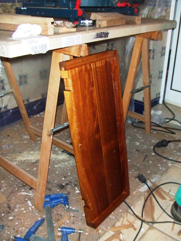 Carpinteria Artesanal - Diseño y Reciclaje: Escalera Exterior.