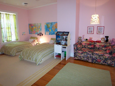 girls' pink and green bedroom