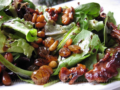  Ensalada frutos secos y reducción de módena 
