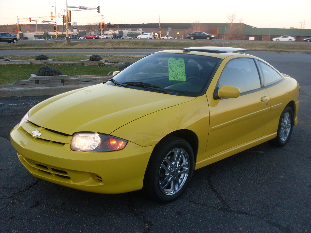 luisrideauto: 2005 Chevrolet Cavalier LS, 2 door coupe 2.2 Liter 4 cyl